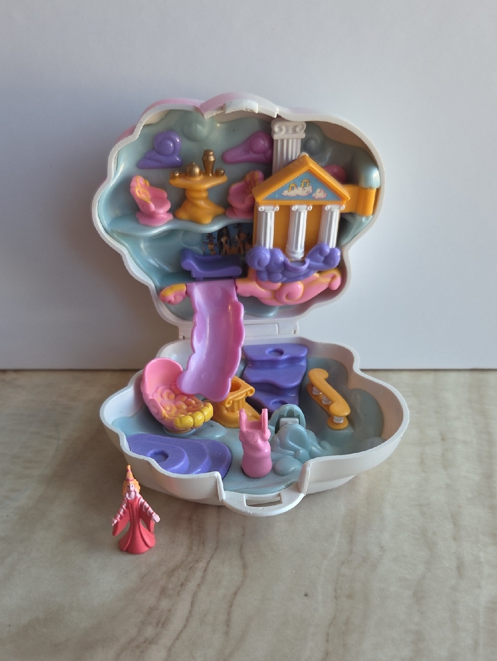 Disney Polly Pocket Bluebird Hercules Compact With Figure